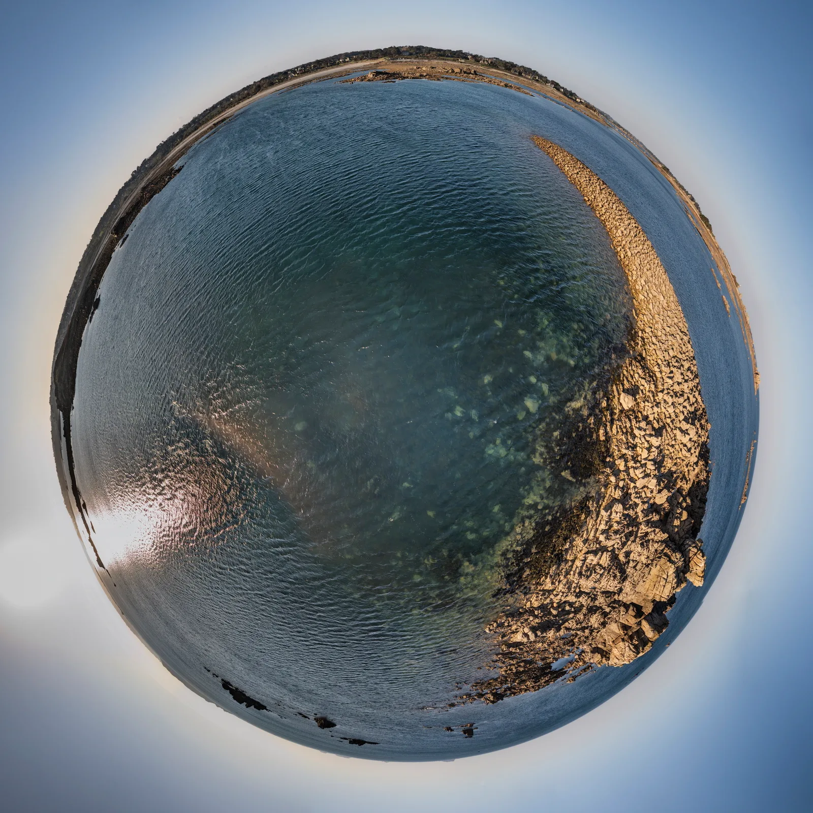 Roc'Thual abnehemdes Wasser
