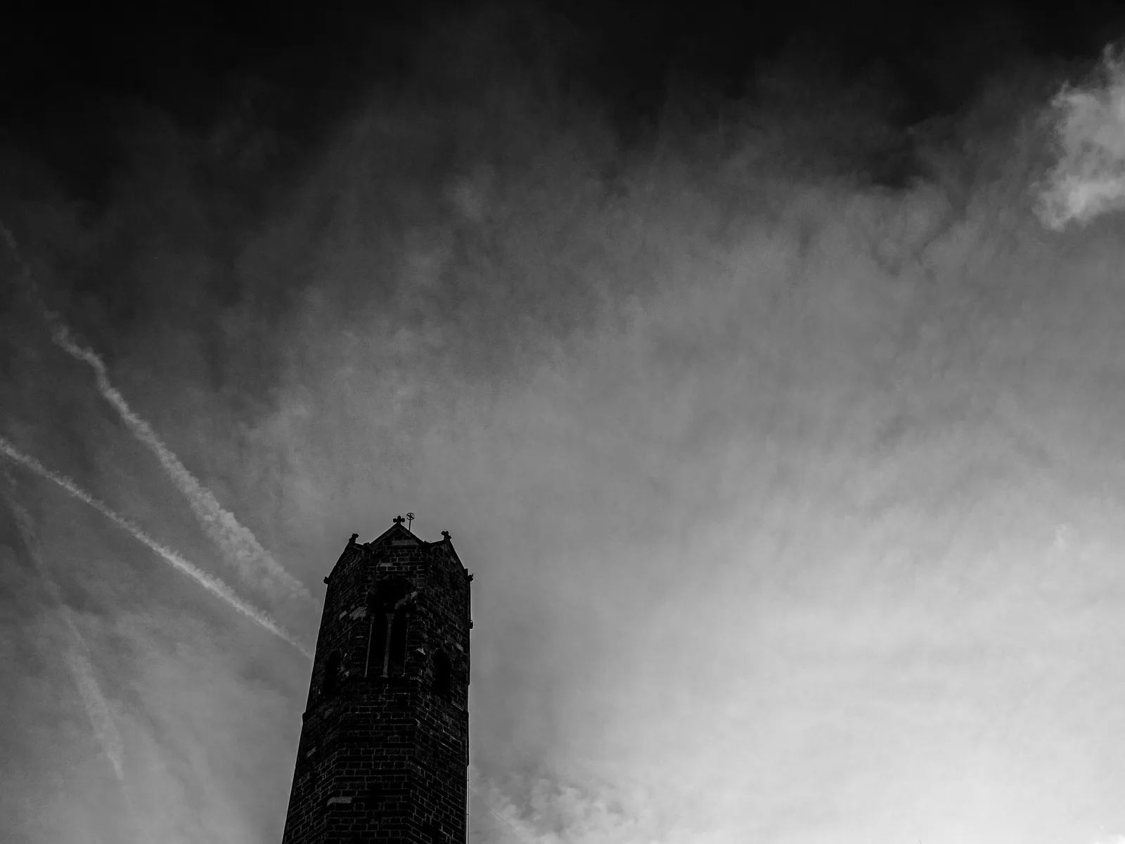 Edward-Lee_Tower%20Against%20The%20Sky