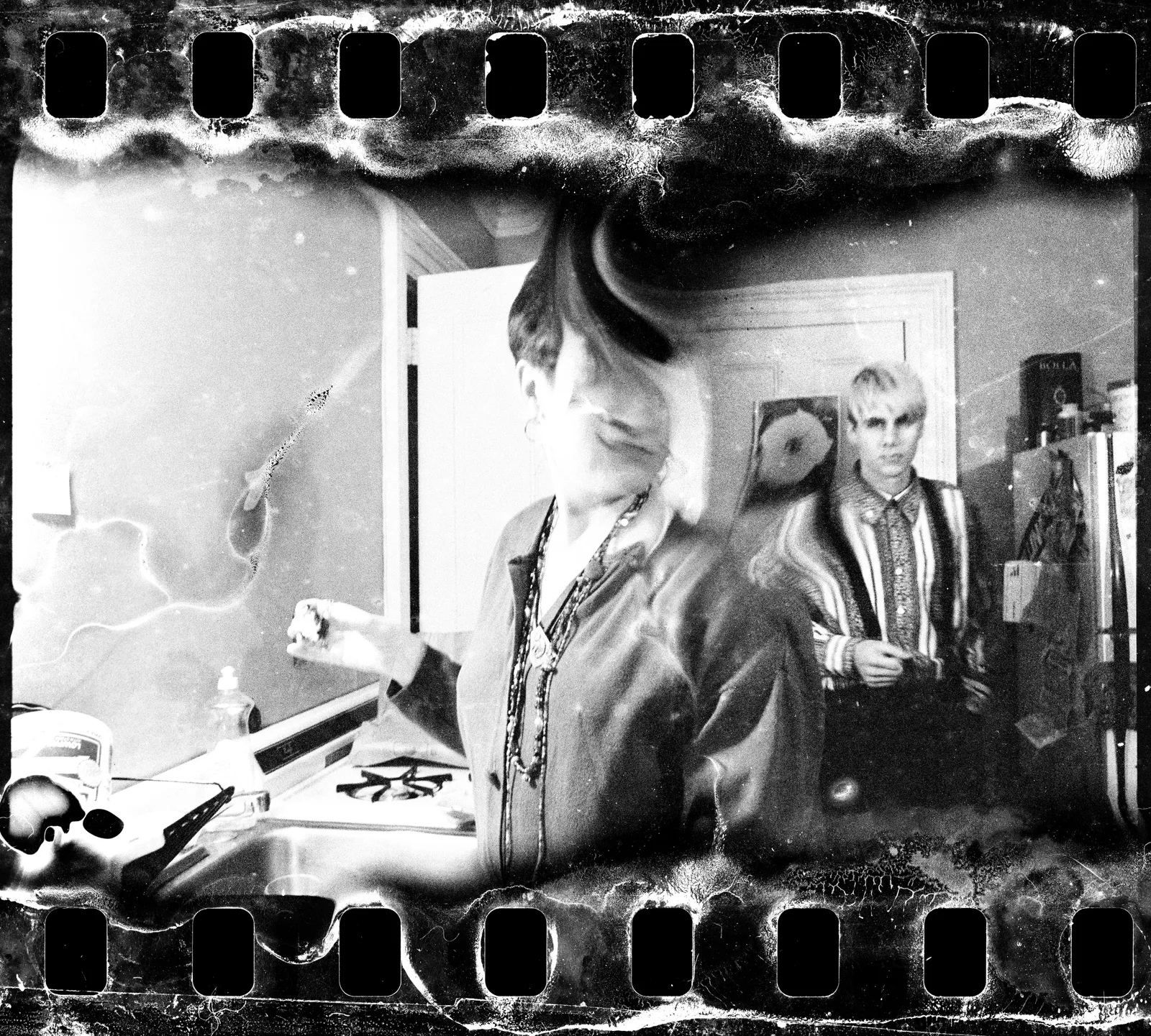 Breitfeller_Lynne_AftertheFIreWaterDamaged_Headspin 002 - Marcel Kollen