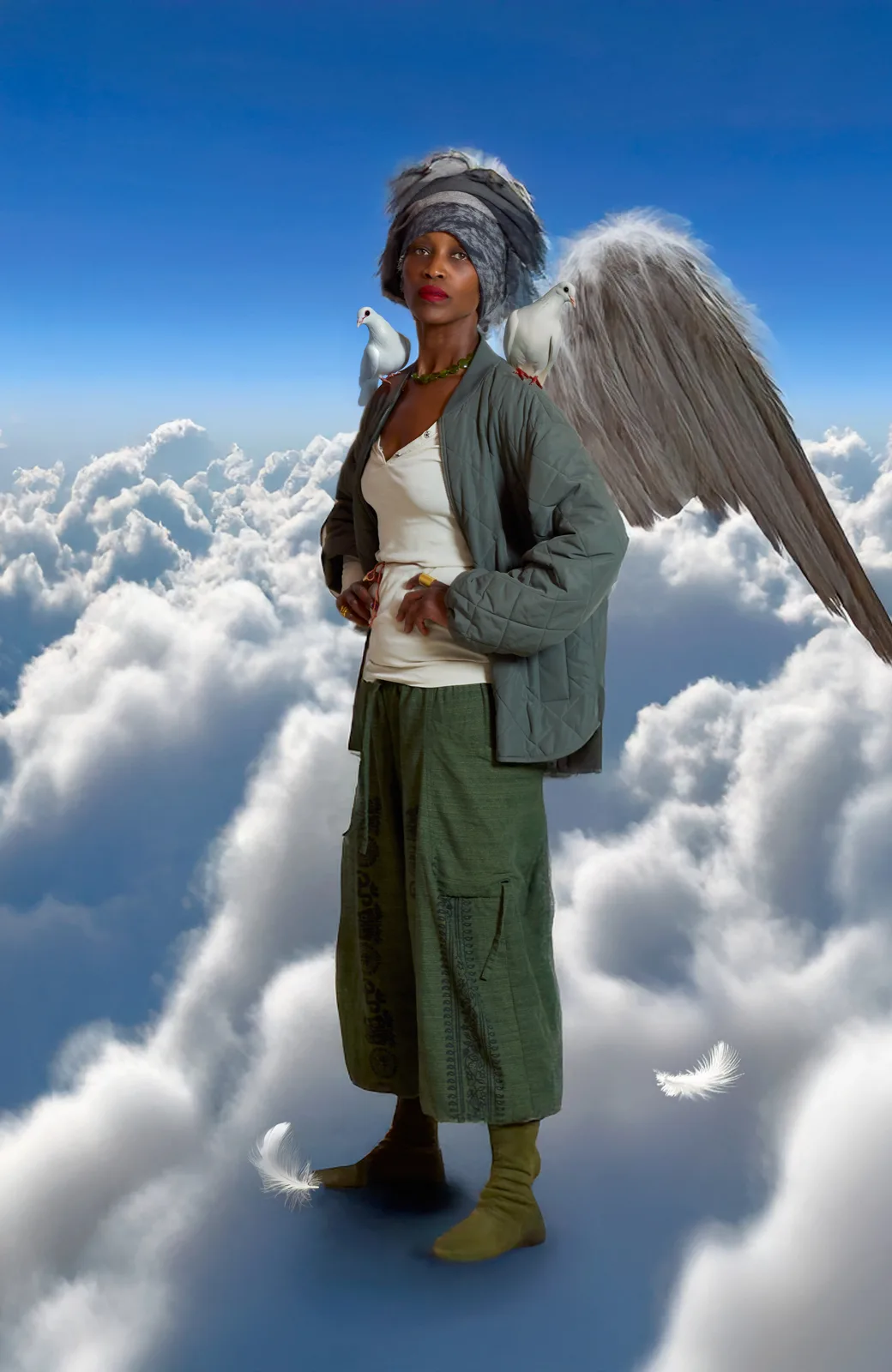 IRIS-BROSCH_MadonnaForPeaceCross%207