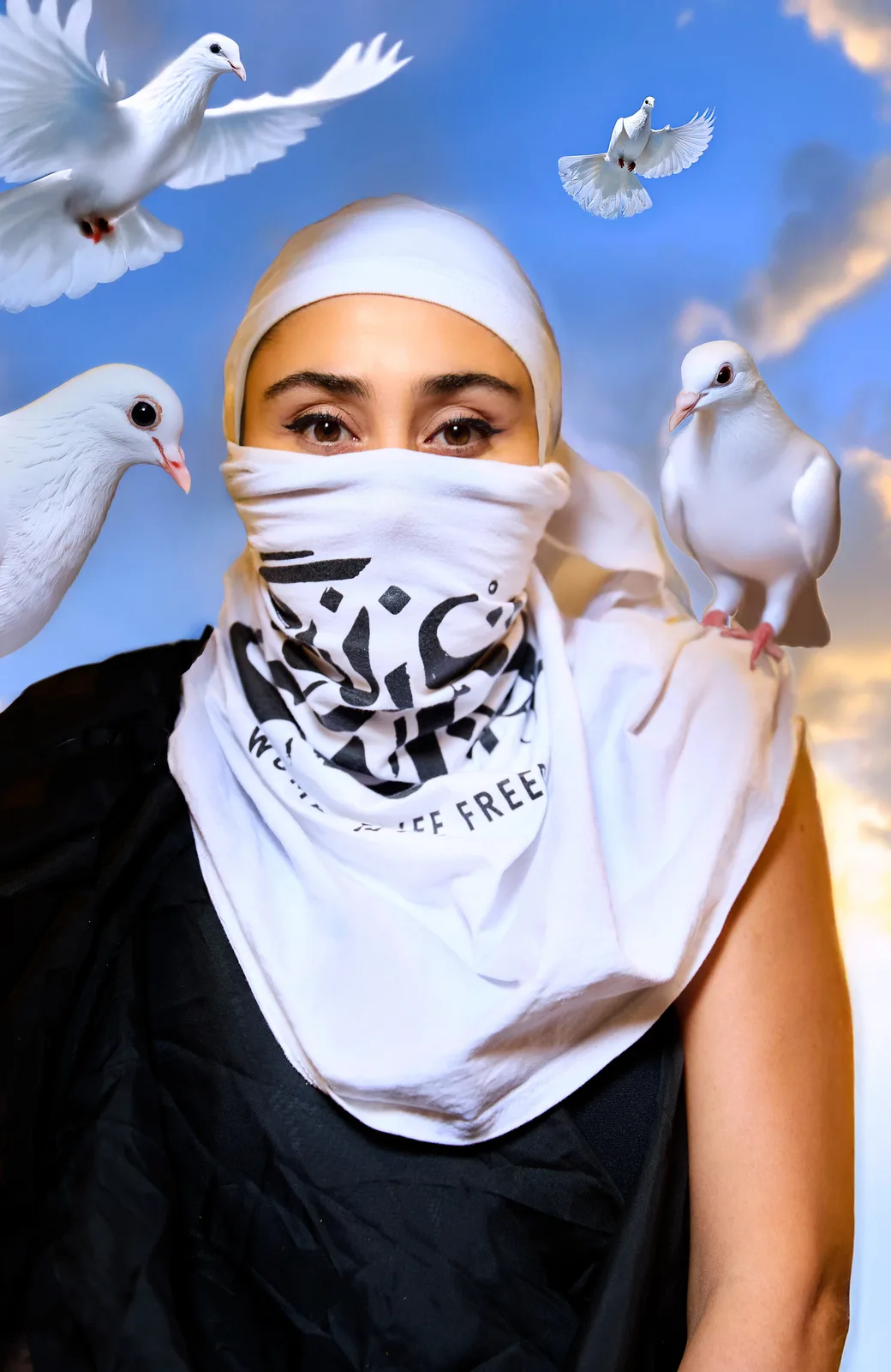 IRIS-BROSCH_MadonnaForPeaceCross%201