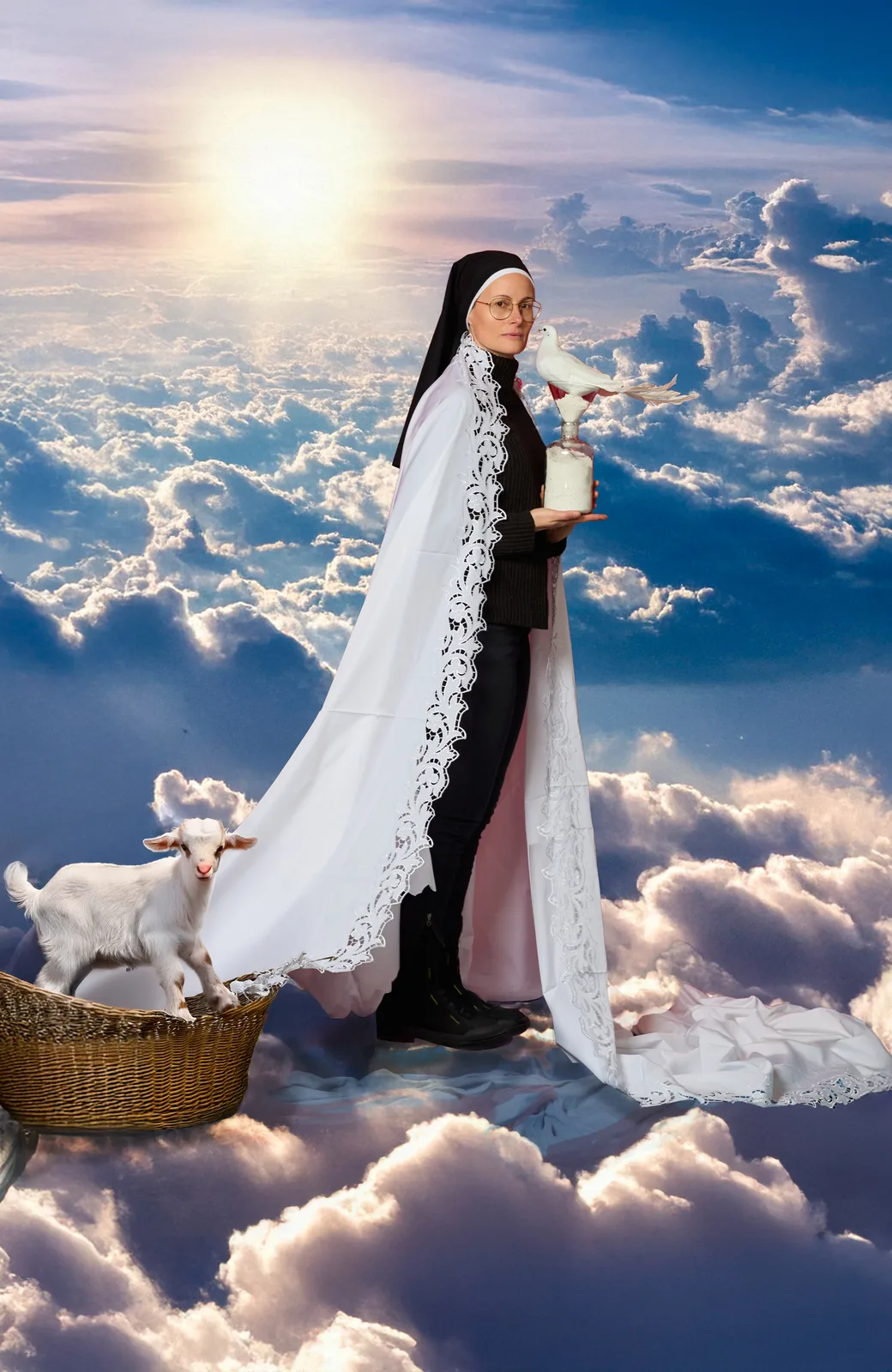 IRIS-BROSCH_MadonnaForPeaceCross%205